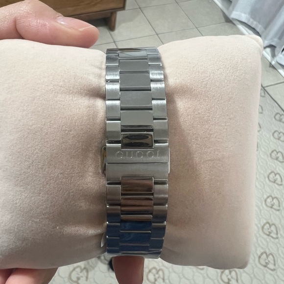Gucci Tiger Watch main image 4